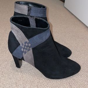 Vaneli booties